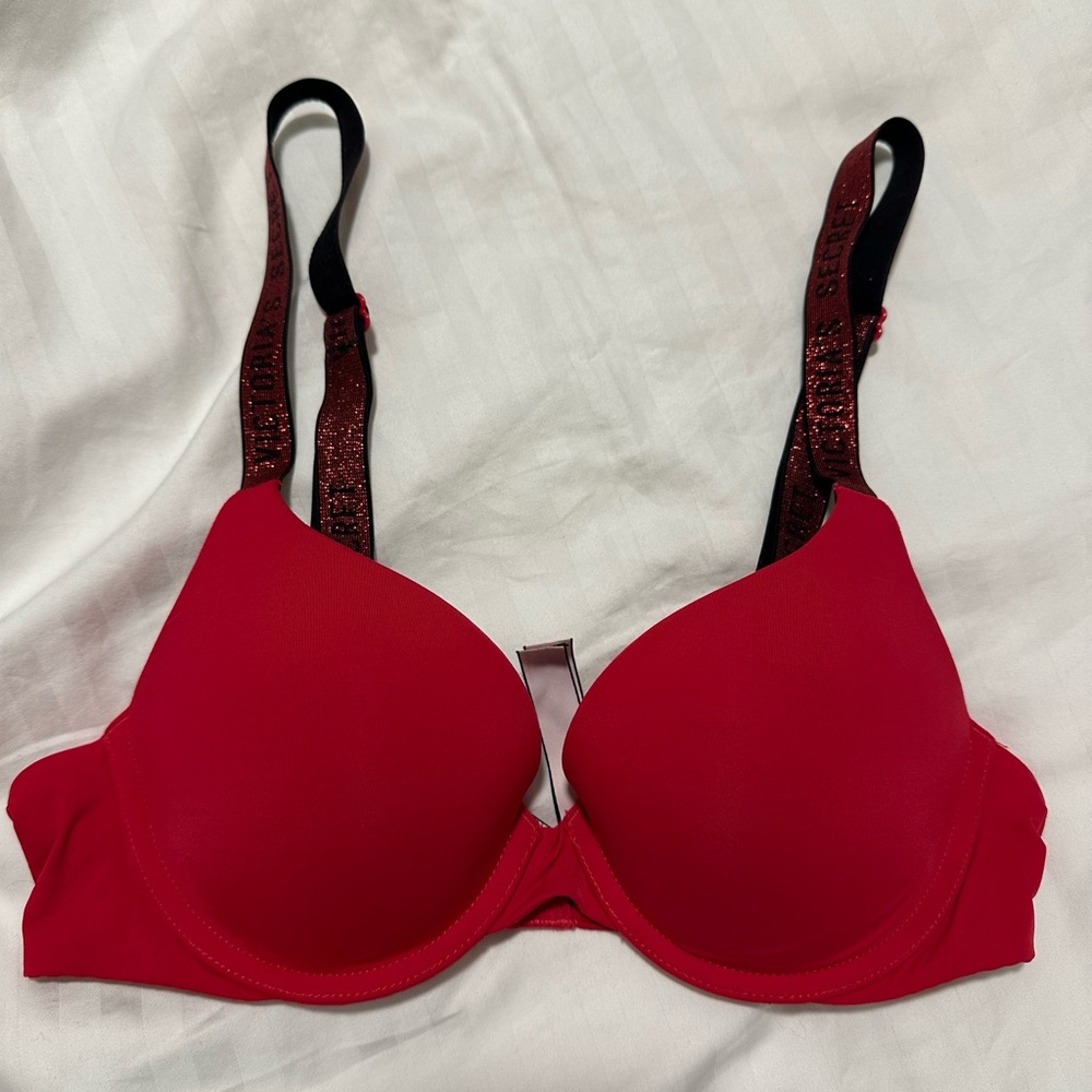 Victoria's Secret Vibrant Red Bra